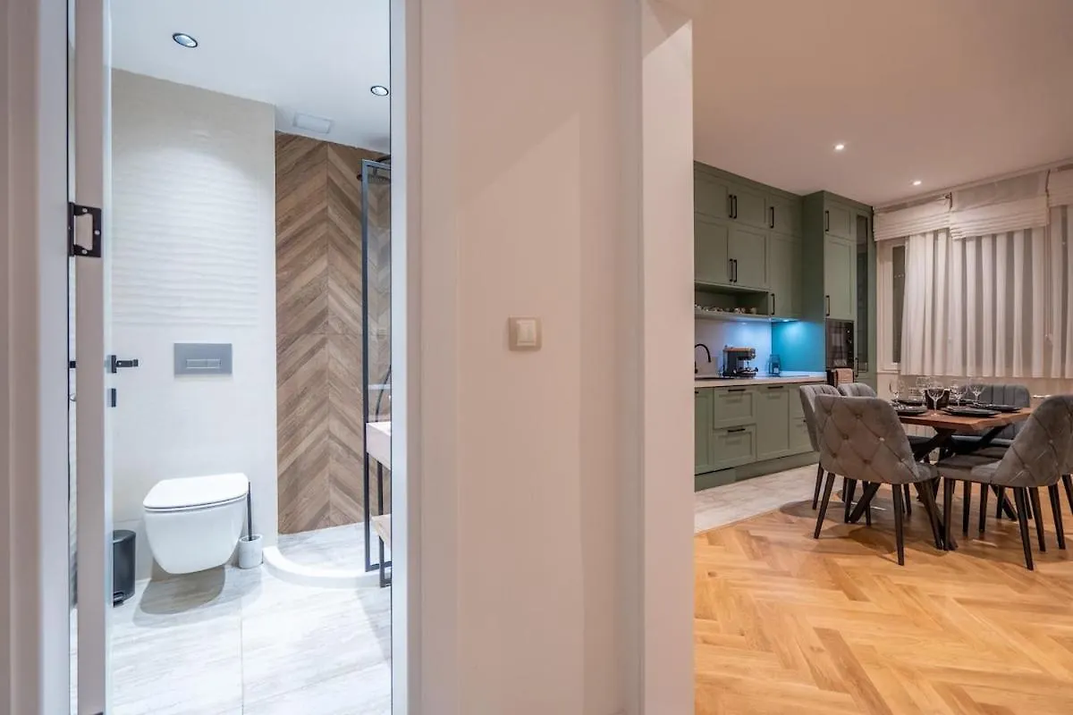 Elegant & Stylish 2-Bedroom Apartment ソフィア
